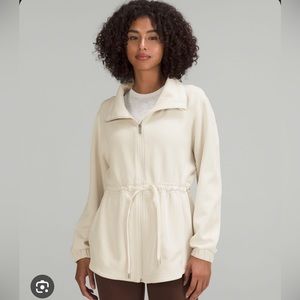 NWT Lululemon Softstreme Cinch Waist Jacket, size 8, White Opal